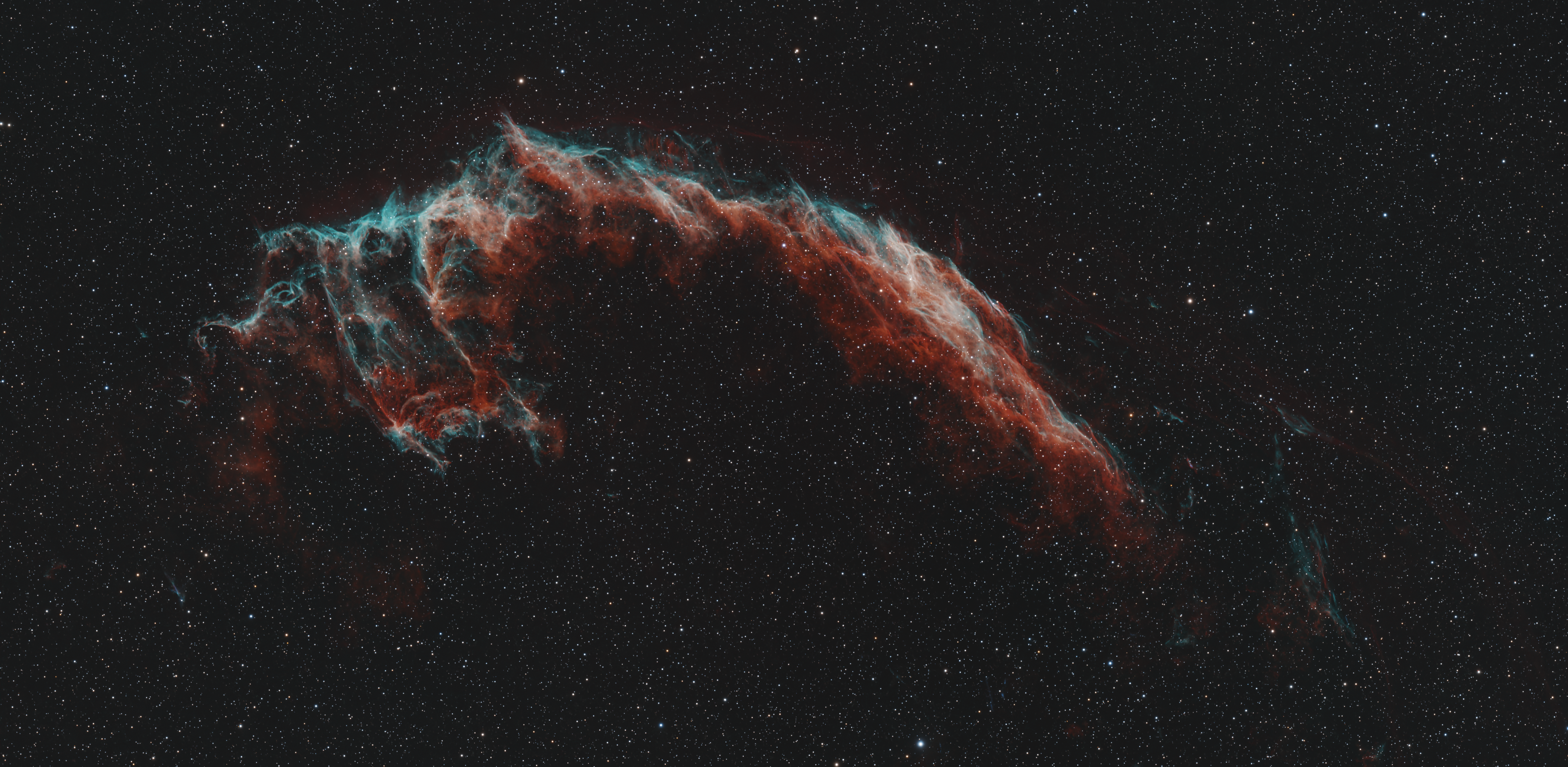 Western Veil Nebula NGC 6960 narrowband HOO palette processing